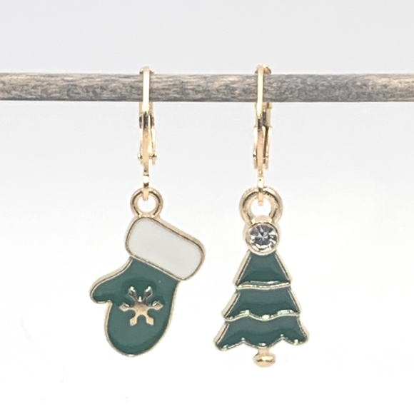 Mismatched Christmas Tree and Glove Earrings - Picture 1 of 5